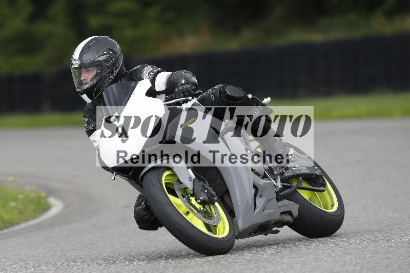 /37 28.07.2025 Dunlop Ride und Test Day ADR/Einsteiger gruen/9